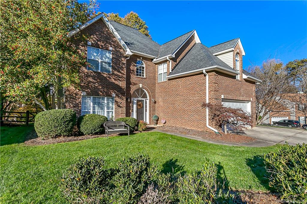 512 North Portman Lane Fort Mill, SC 29708 - Photo 3 of 29 Gallery Image 3