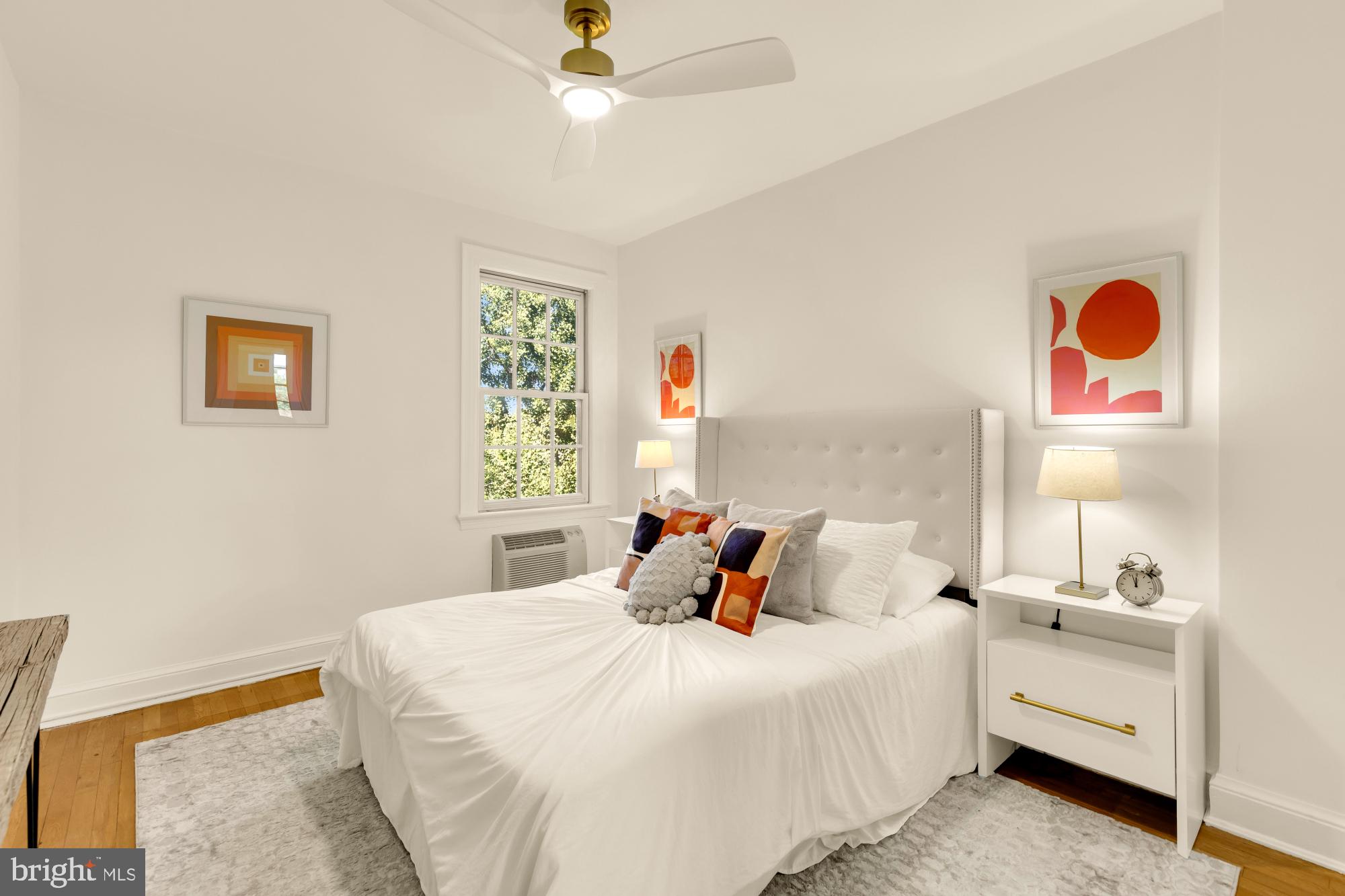 2040 Belmont Road Northwest, Unit 606 Washington, DC 20009 - Photo 31 of 42 Bedroom 3 (north wing)