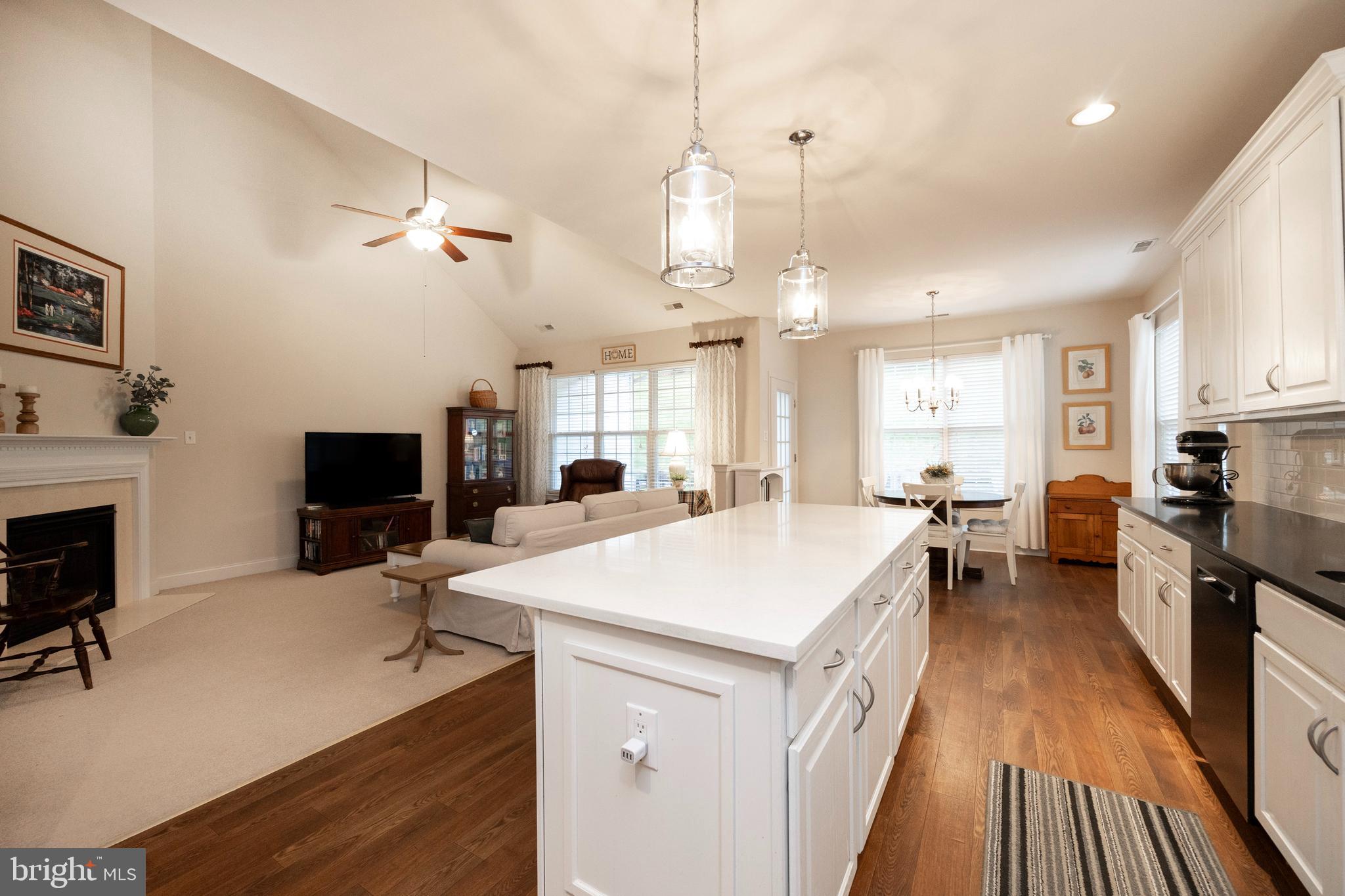 216 Gilmer Road Coatesville, PA 19320 - Photo 16 of 42 Quartz Countertops