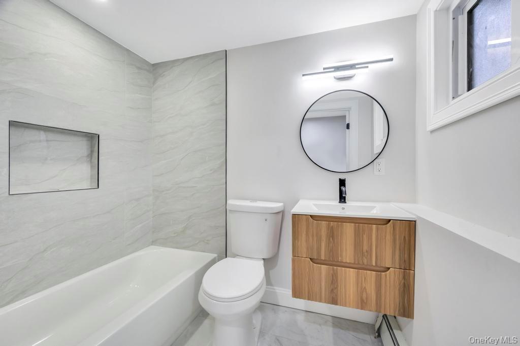 191 Ridge Road Wheatley Heights, NY 11798 - Photo 17 of 26