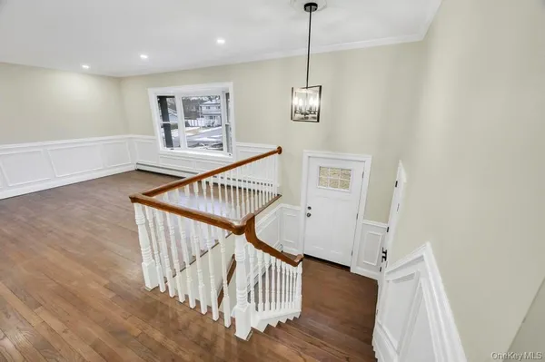 $849,000 | 191 Ridge Road, Wheatley Heights, NY 11798