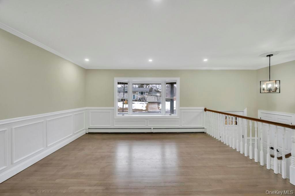 191 Ridge Road Wheatley Heights, NY 11798 - Photo 8 of 26