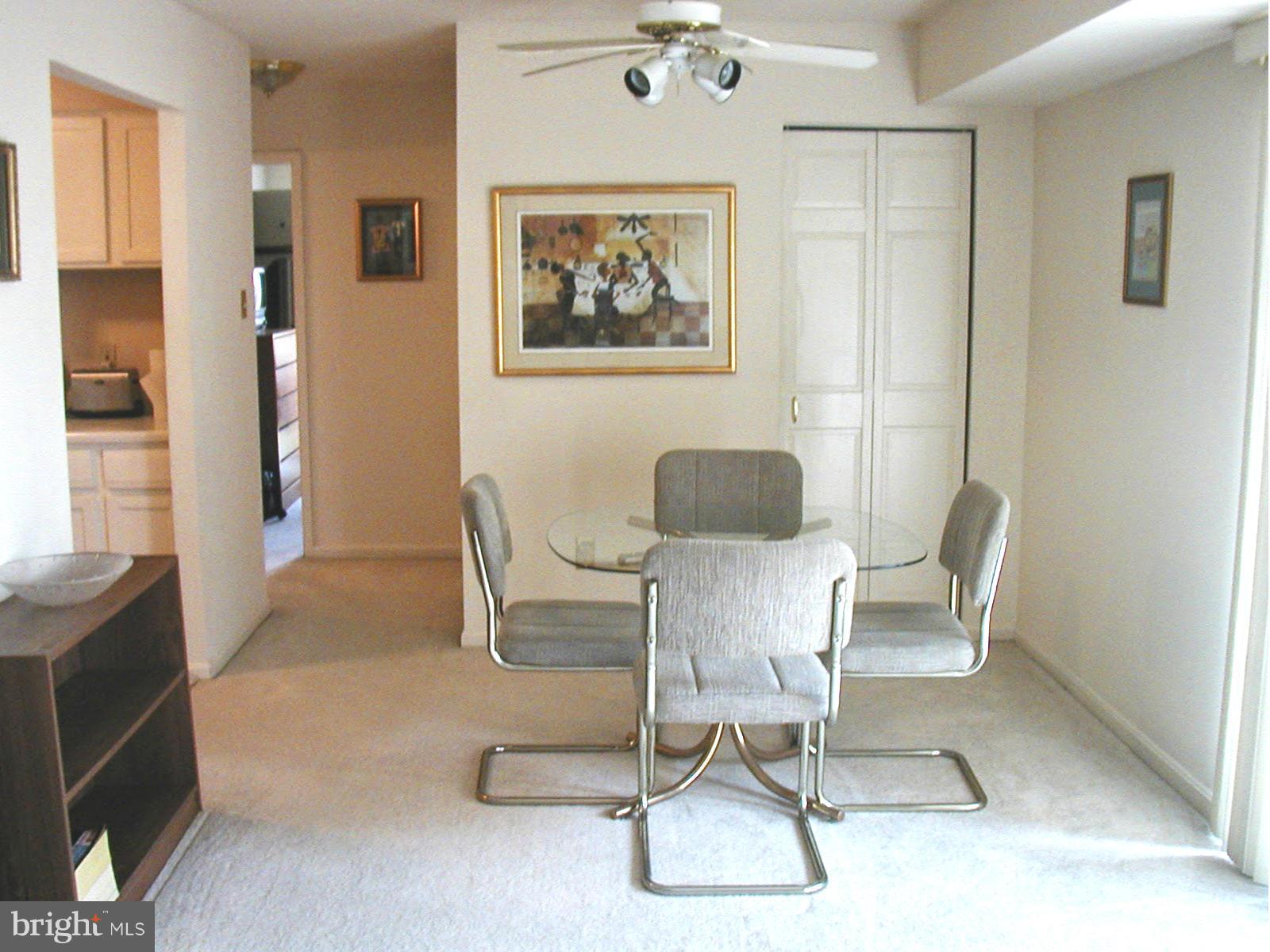 6149 Edsall Road, Unit M Alexandria, VA 22304 - Photo 3 of 12 Dining Room
