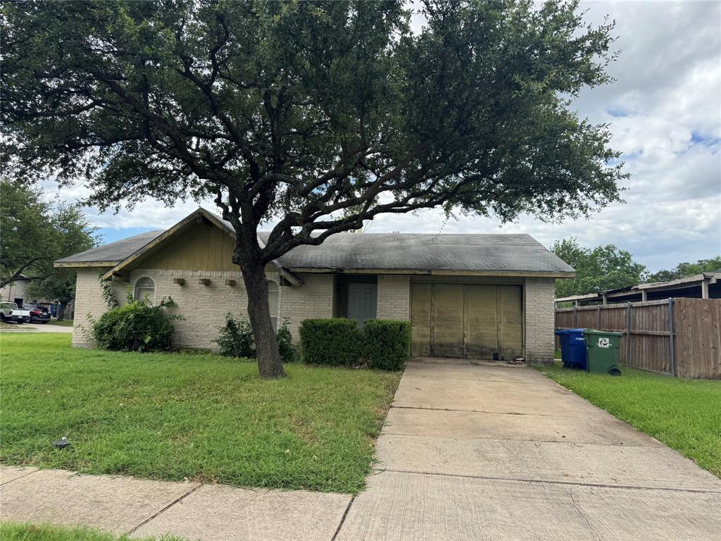 2124 Highbury Road Carrollton, TX 75007 - Photo 1 of 15