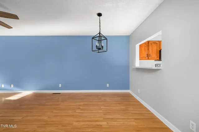 $1,650 | 152 Gray Station Road, Johnson City, TN 37615