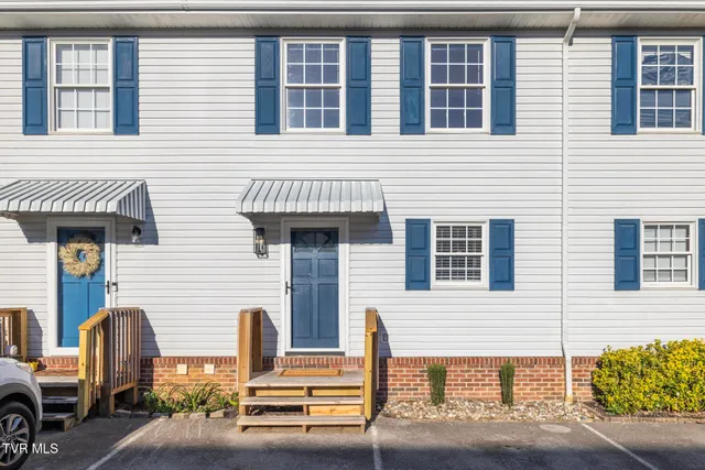 $1,650 | 152 Gray Station Road, Johnson City, TN 37615