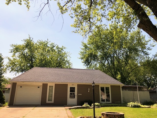 10 Winrock Road Montgomery, IL 60538 - Photo 1 of 19 a front view of a house with a yard