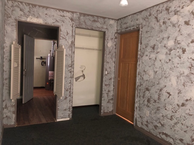 10 Winrock Road Montgomery, IL 60538 - Photo 8 of 19 wooden floor in a gallery