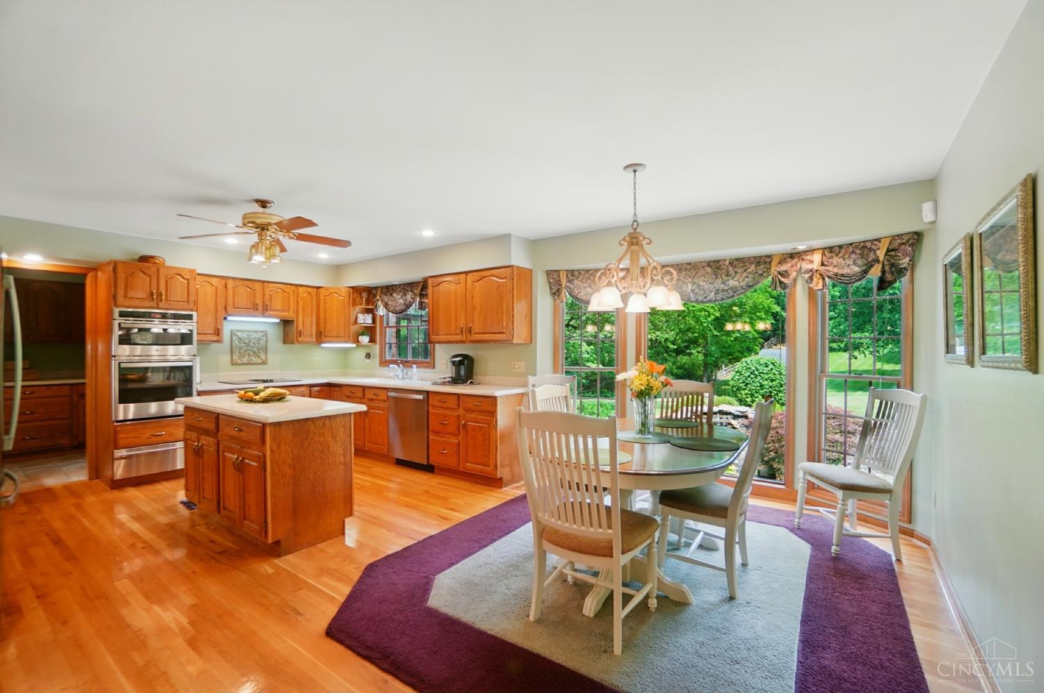 8610 Wuest Road Cincinnati, OH 45251 - Photo 14 of 61 Gallery Image 14