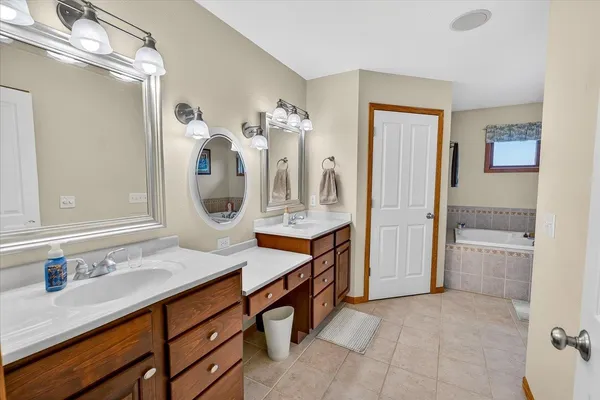 $775,000 | N9181 Cardinal Crest Lane, New Glarus, WI 53574