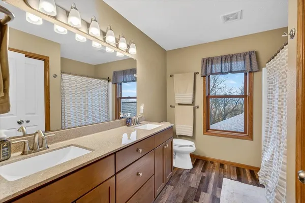 $775,000 | N9181 Cardinal Crest Lane, New Glarus, WI 53574