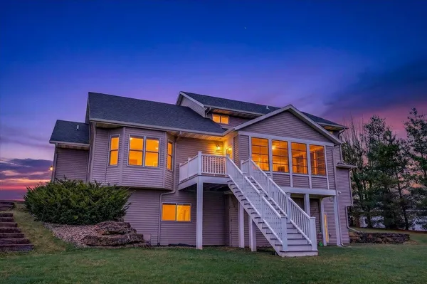 $775,000 | N9181 Cardinal Crest Lane, New Glarus, WI 53574