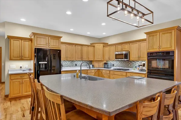$775,000 | N9181 Cardinal Crest Lane, New Glarus, WI 53574