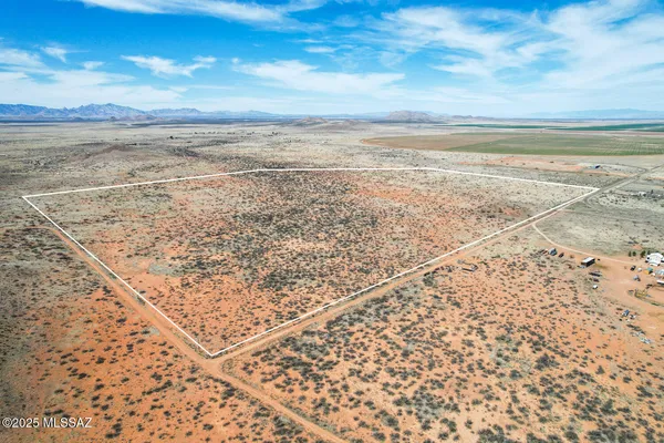 $419,000 | 181 Elfrida Az 85610, Pearce, AZ 85625