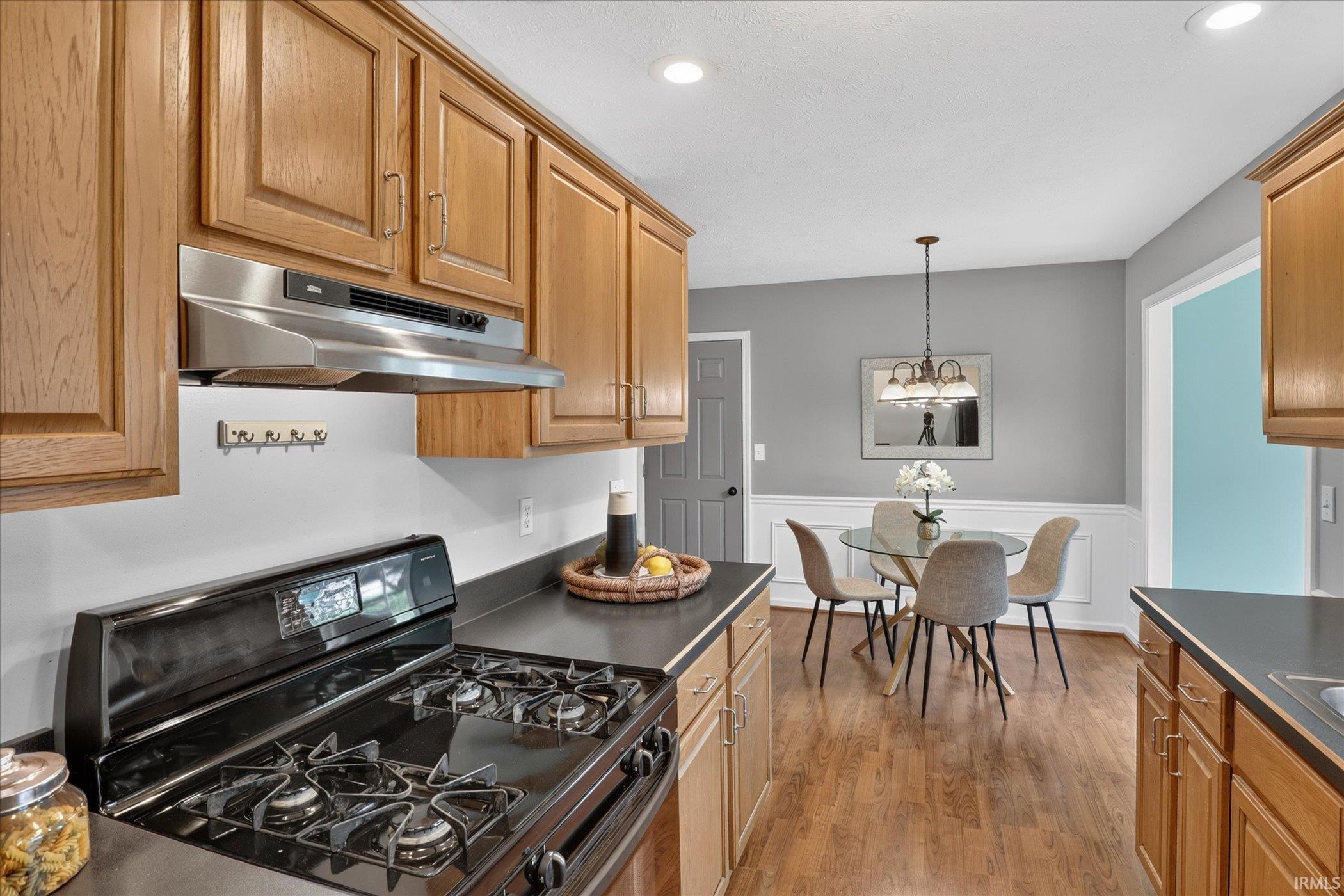 52670 Primrose Road South Bend, IN 46628 - Photo 14 of 41 Gallery Image 14