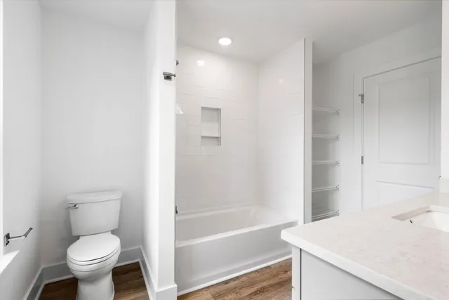 $4,500 | 1076 Williams Road, Charleston, SC 29412