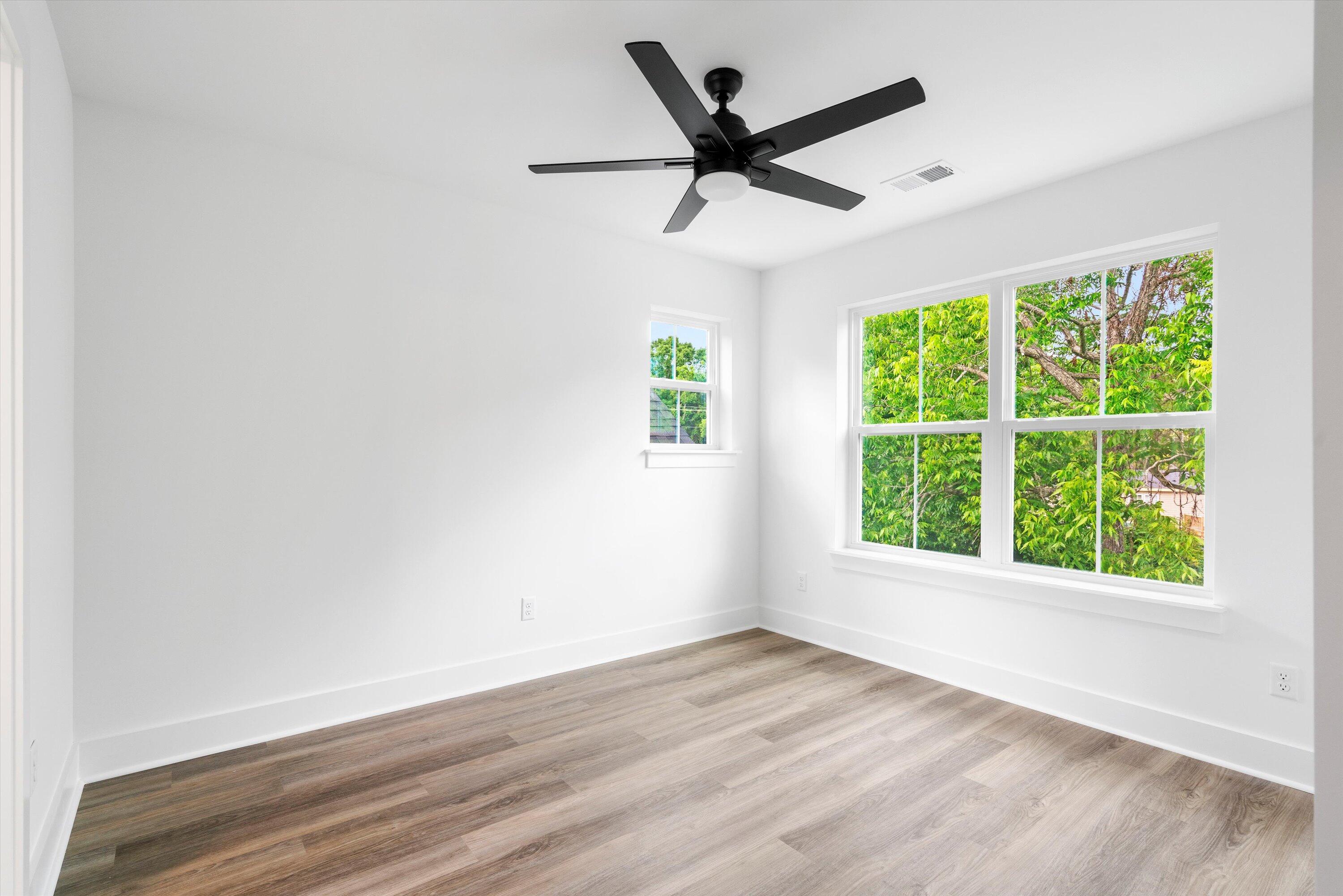 1076 Williams Road Charleston, SC 29412 - Photo 33 of 42 37-SNY09645