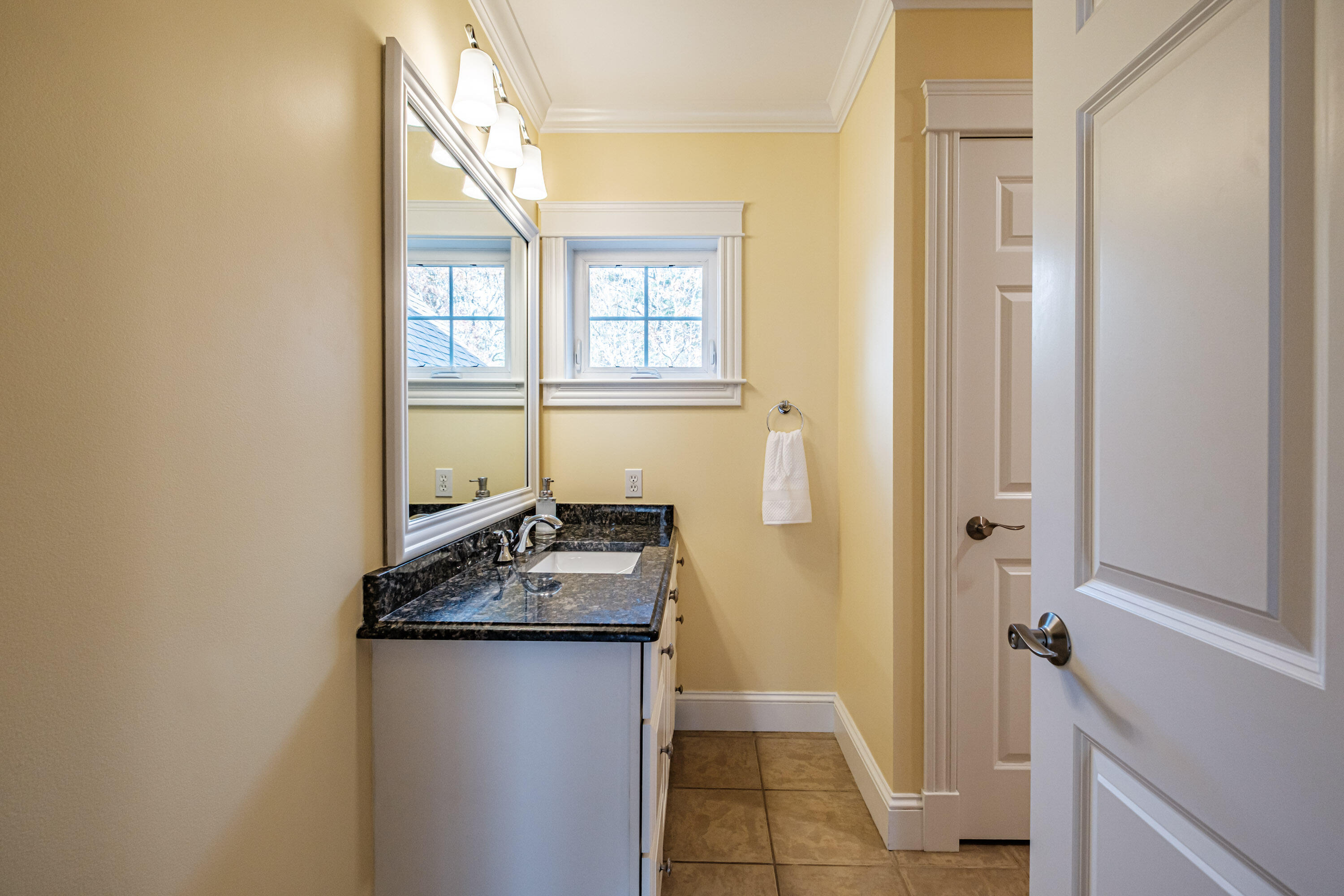 11 Osprey Terrace, Unit 11 Portland, ME 04103 - Photo 31 of 60 Floor 2 Bathroom