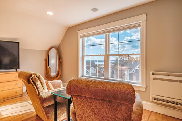 $699,999 | 11 Osprey Terrace, Unit 11, Portland, ME 04103