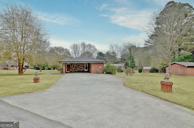 $2,000 | 500 Circle Drive, Fayetteville, GA 30214