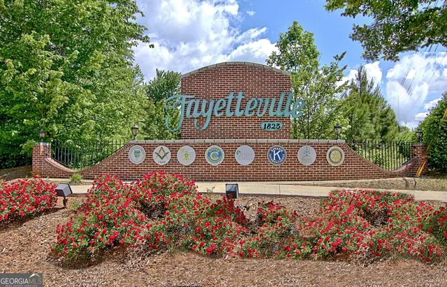 $2,000 | 500 Circle Drive, Fayetteville, GA 30214