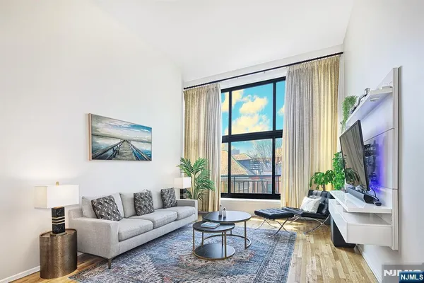 $569,000 | 518 Gregory Avenue, Unit A318, Weehawken, NJ 07086