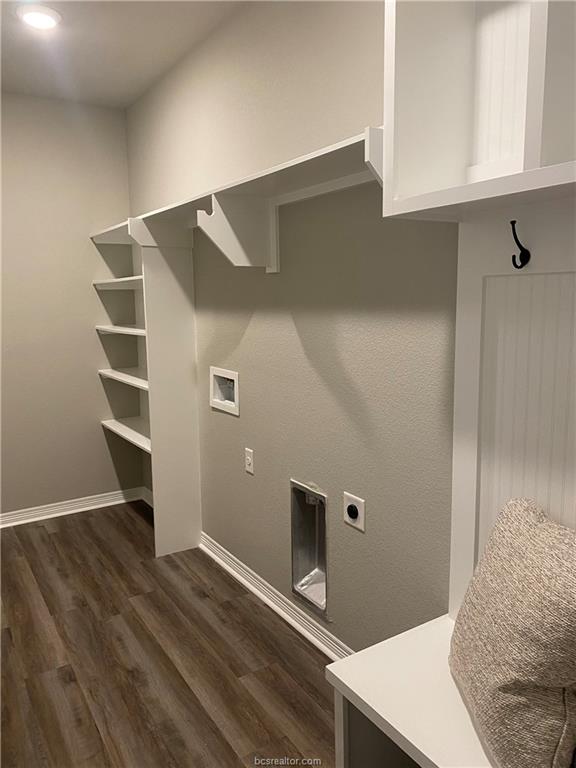 6434 Raleigh Drive College Station, TX 77845 - Photo 25 of 32 a view of an empty room