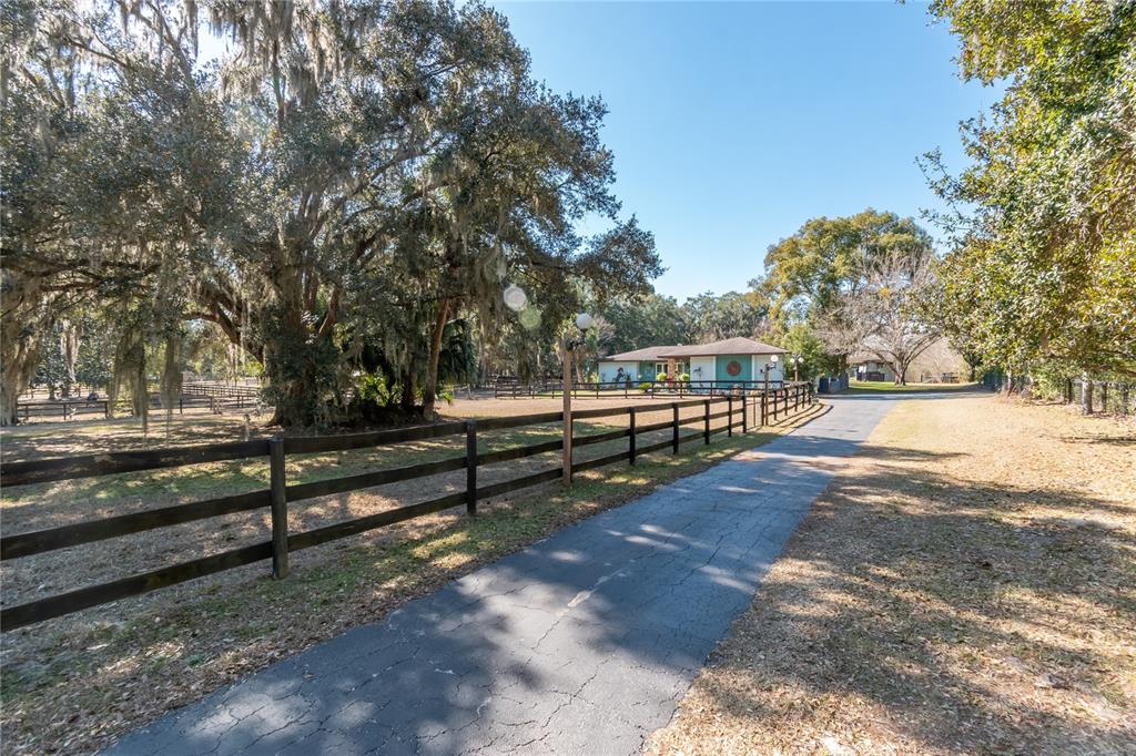 26 Wood Ridge Drive Ocala, FL 34482 - Photo 4 of 54