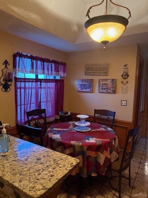 21 East Rios Cove Street Roma, TX 78584 - Photo 4 of 19 a view of a dining room with furniture