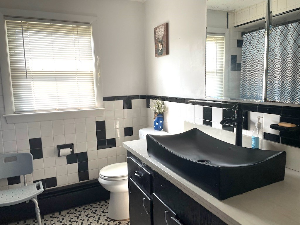 423 Fairview Avenue Coventry, RI 02816 - Photo 16 of 23