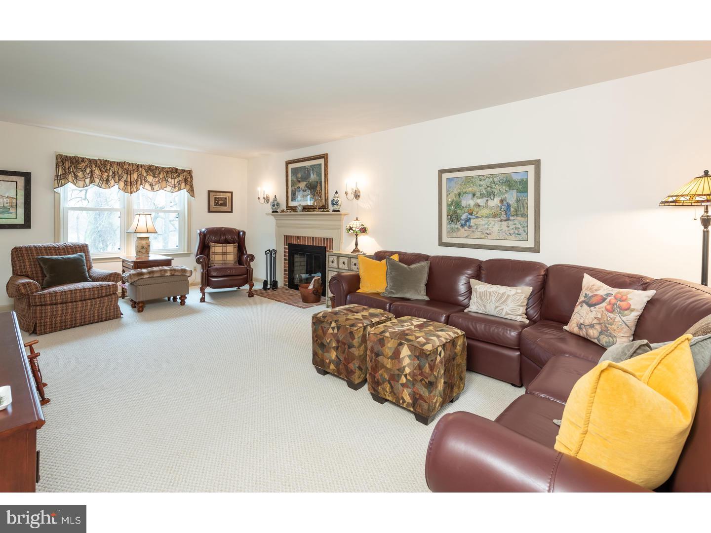 354 Styer Road Glenmoore, PA 19343 - Photo 12 of 26 Living Room