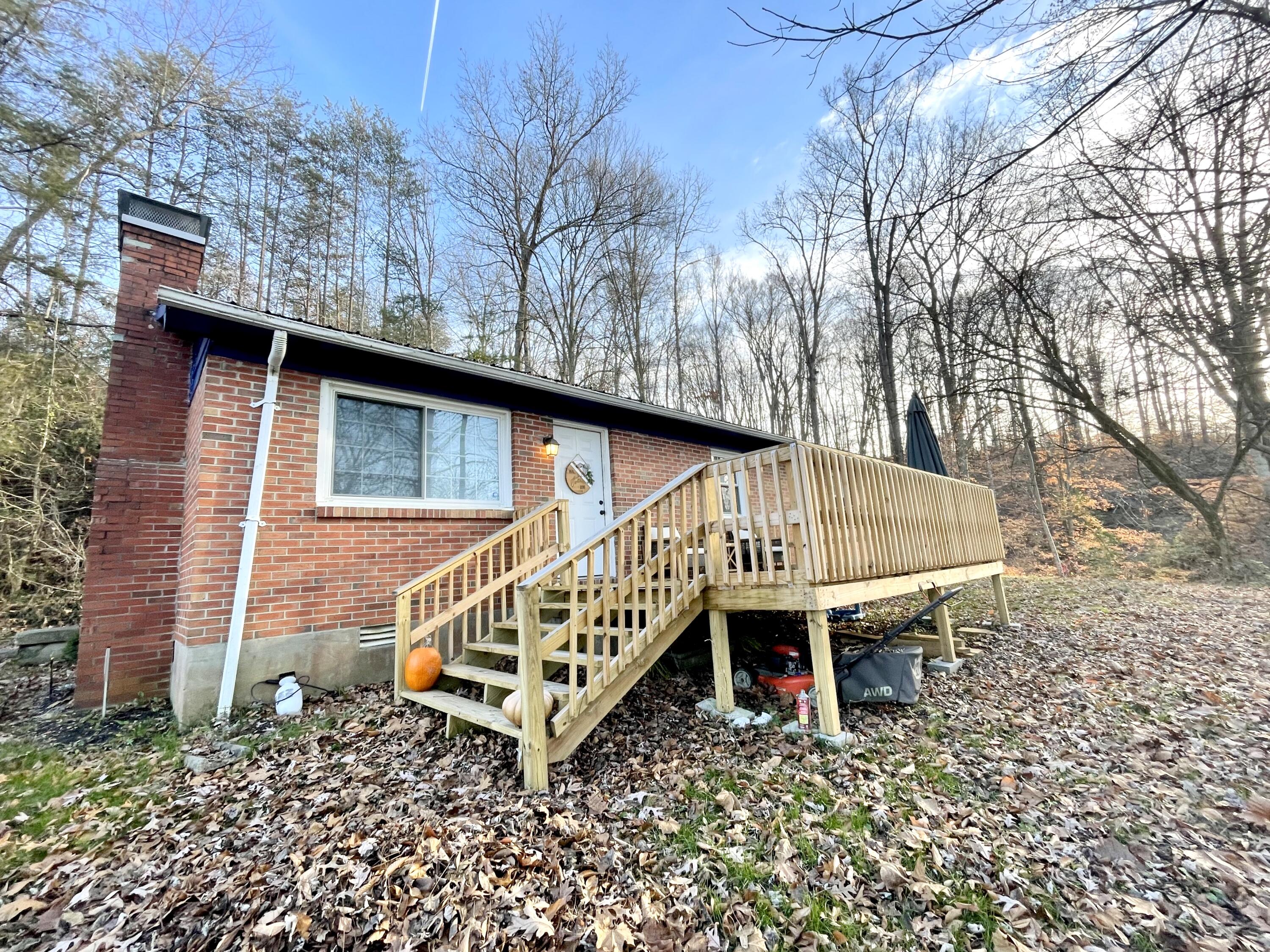 393 McKee Road Irvine, KY 40336 - Photo 1 of 35 ADCC0B91-1F79-464F-AD87-54297816E5AE_1_2