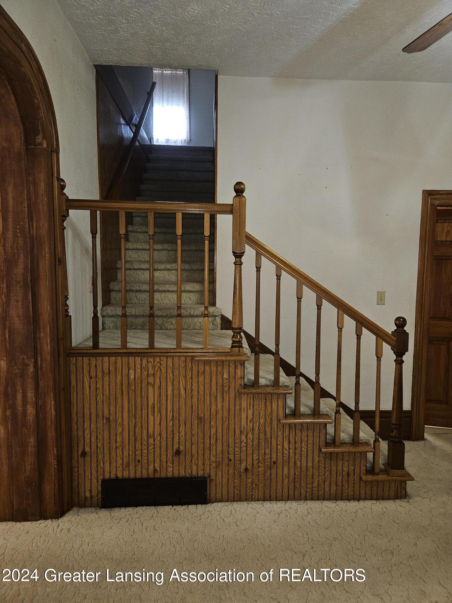 502 South Cochran Road Charlotte, MI 48813 - Photo 34 of 51 20240317_143537
