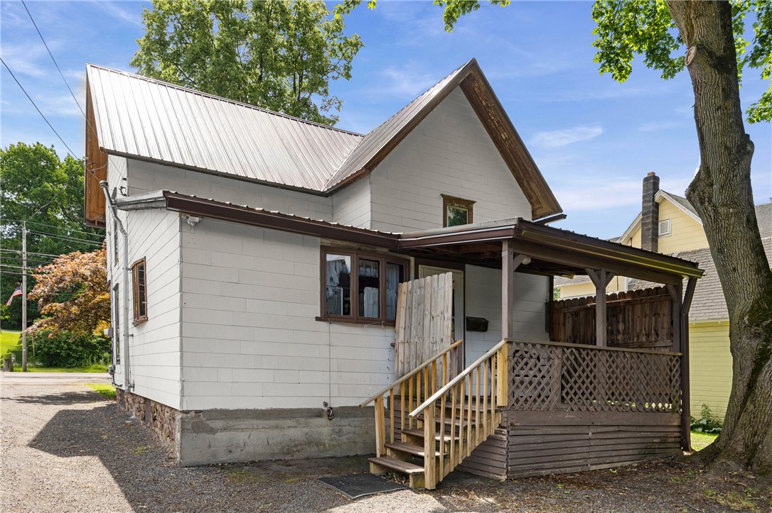 6083 State Rte 21 Williamson, NY 14589 - Photo 27 of 29