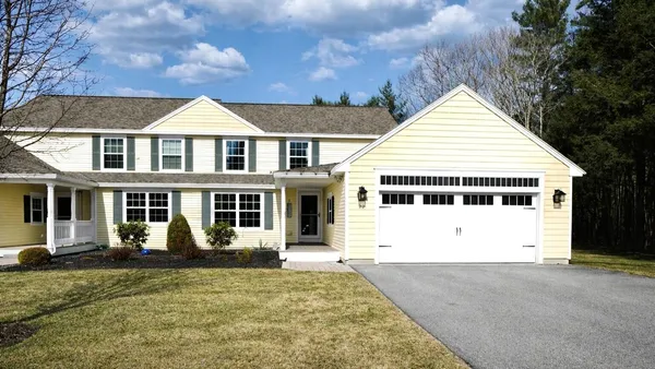 $645,000 | 22 Woods Edge Drive, Unit 14, Gorham, ME 04038