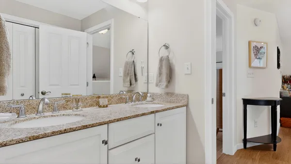 $645,000 | 22 Woods Edge Drive, Unit 14, Gorham, ME 04038