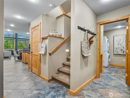 $1,170,000 | 69506 Northeast Money Creek Road, Skykomish, WA 98288