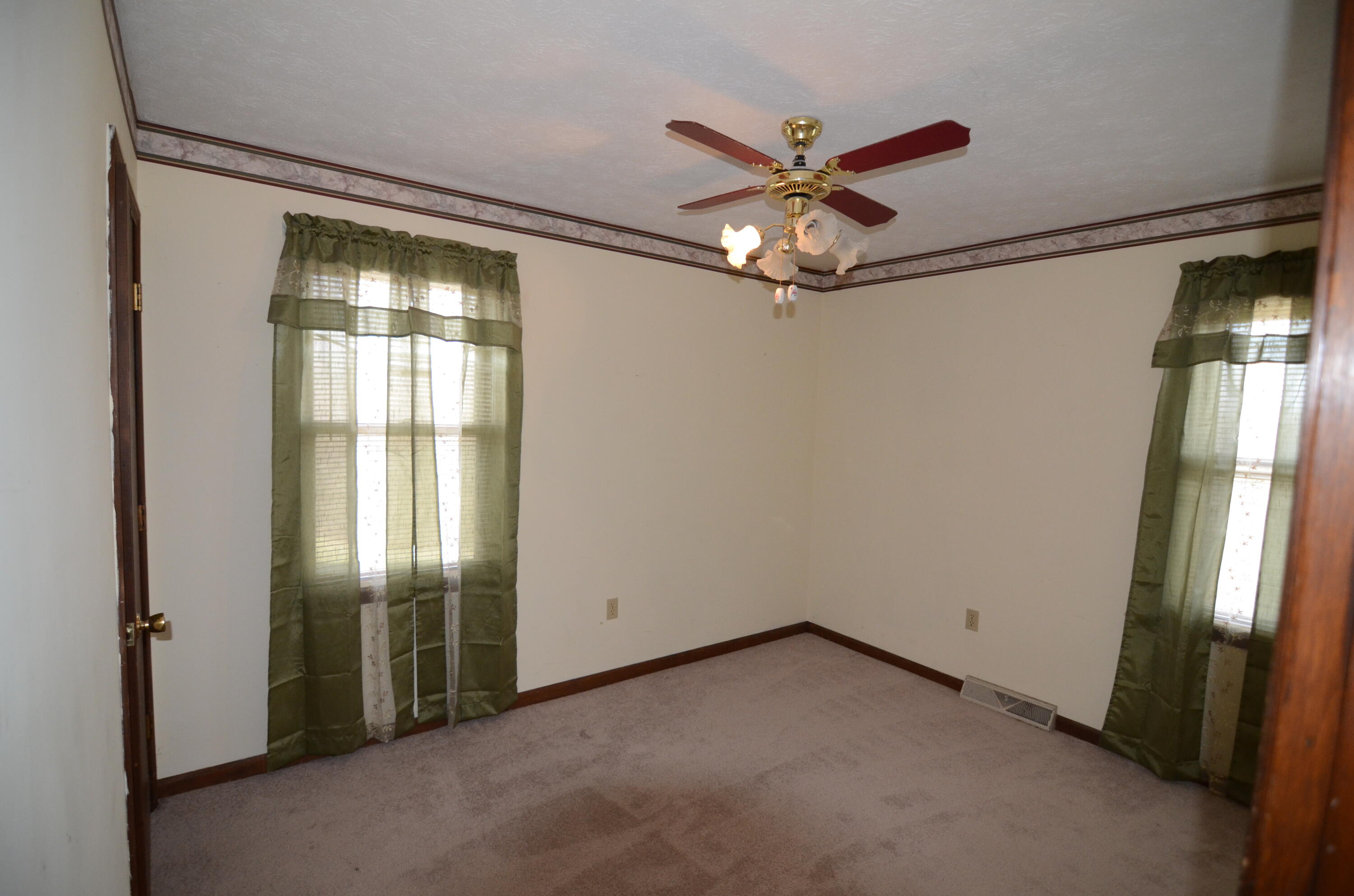 4180 Bybee Road Winchester, KY 40391 - Photo 26 of 44 PIC_4293