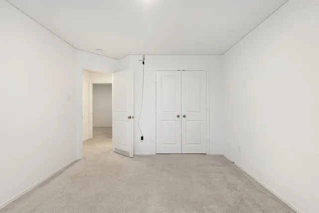 $2,200 | 1950 Foxtail Crk Court, Crosby, TX 77532