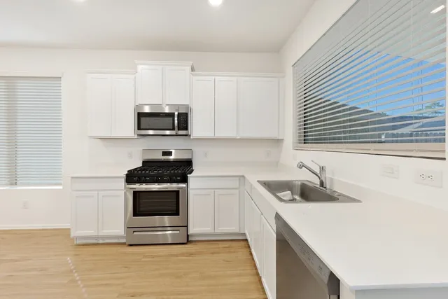 $2,200 | 1950 Foxtail Crk Court, Crosby, TX 77532