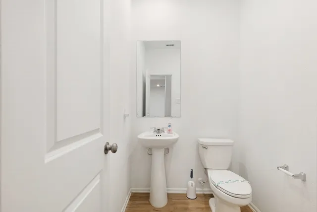 $2,200 | 1950 Foxtail Crk Court, Crosby, TX 77532