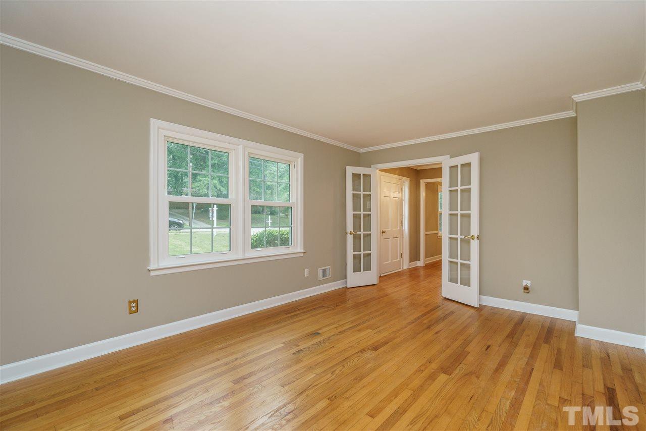 924 Hardimont Road Raleigh, NC 27609 - Photo 5 of 20