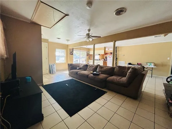 $190,000 | 52 Carolyn Court, Arabi, LA 70032