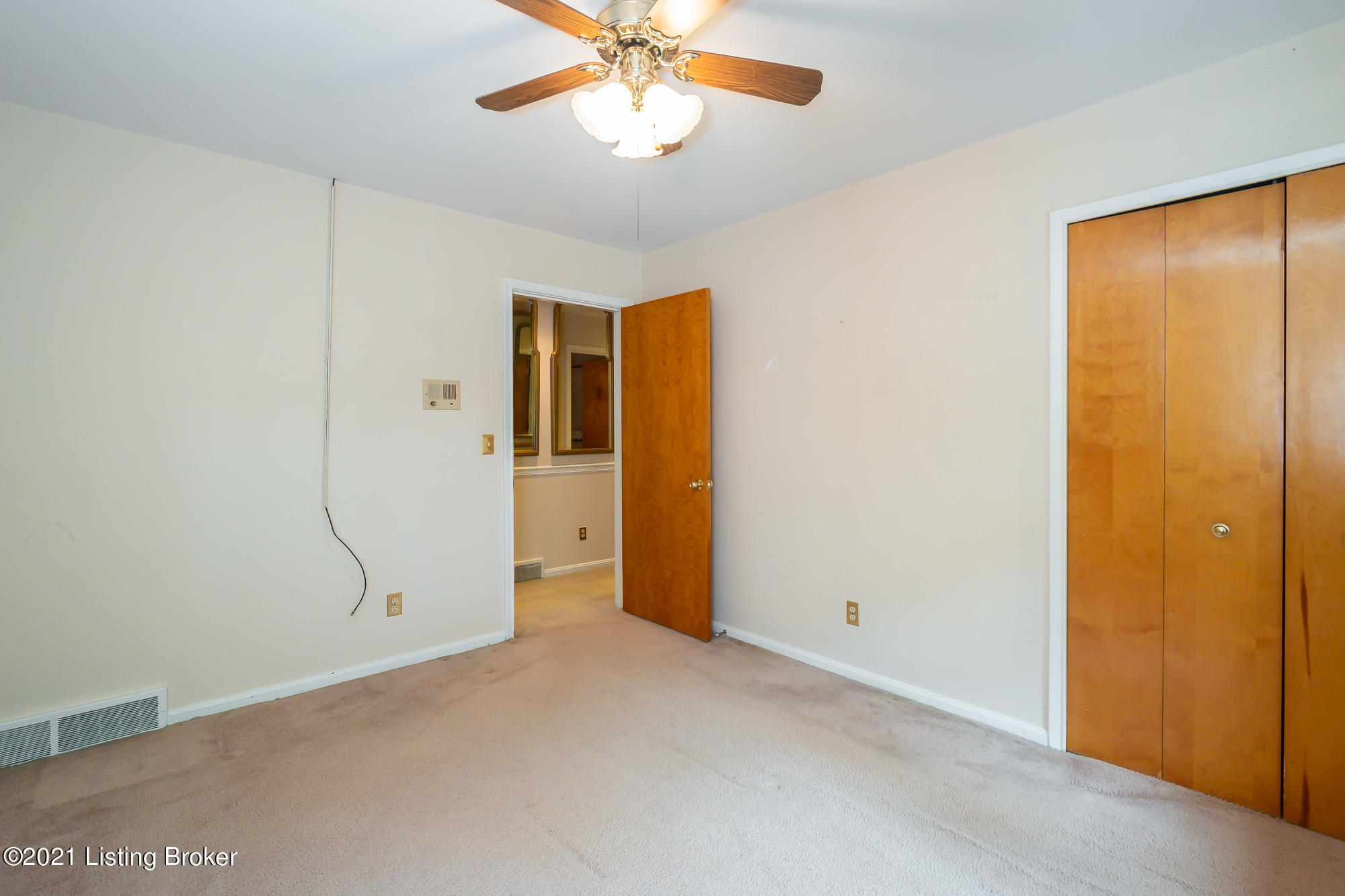 5431 Winding Road Louisville, KY 40214 - Photo 18 of 48 Bedroom 1