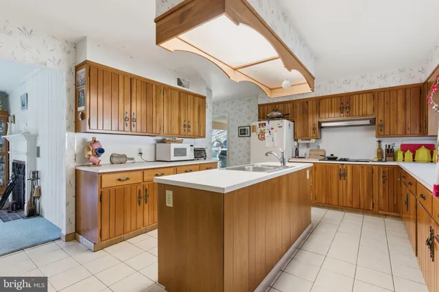 $1,499,000 | 800 Plymouth Road, Ambler, PA 19002