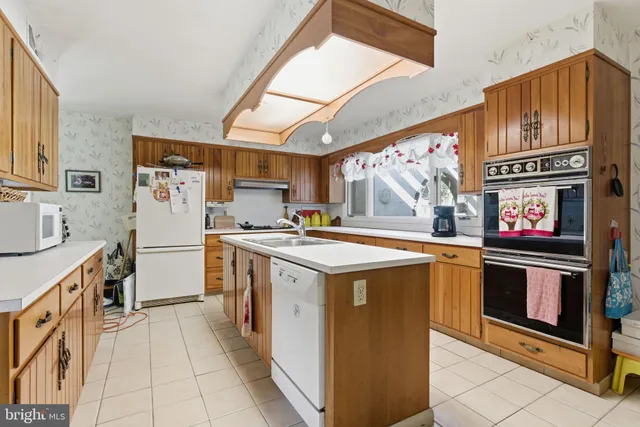 $1,499,000 | 800 Plymouth Road, Ambler, PA 19002