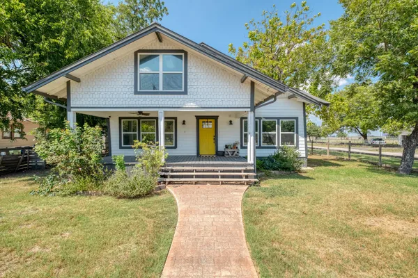 $349,000 | 107 North Brazos Street, Granger, TX 76530