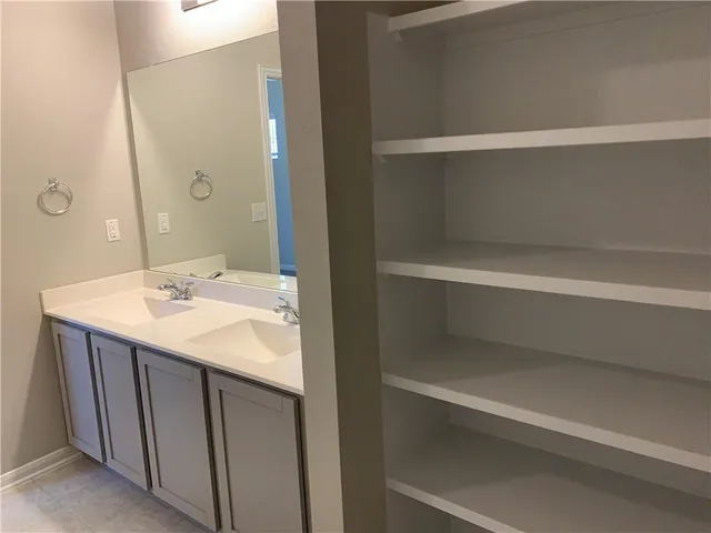 $1,750 | 214 Bent Creek Drive, Hutto, TX 78634