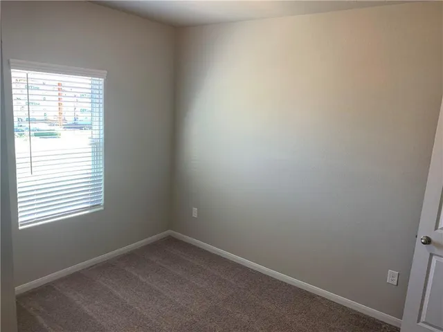 $1,750 | 214 Bent Creek Drive, Hutto, TX 78634