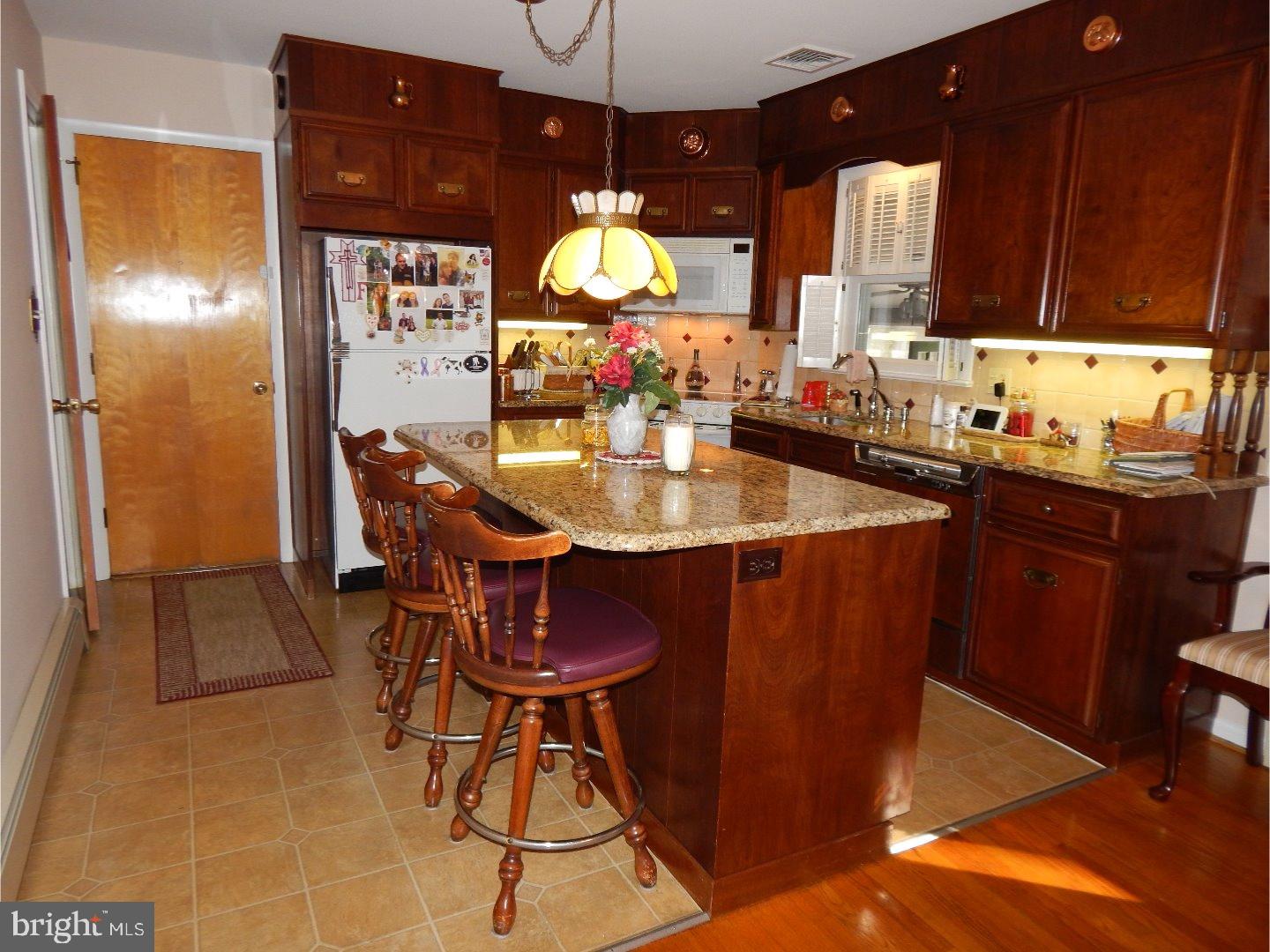 1202 Laurelwood Road Pottstown, PA 19465 - Photo 7 of 21 Gallery Image 7